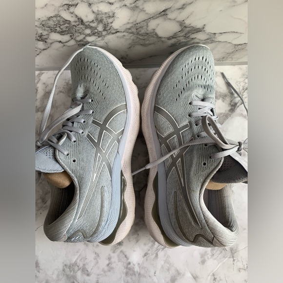 ASICS Women's Gel-Cumulus 23 Piedmont Grey White Running Sz 7 - Picture 7 of 10